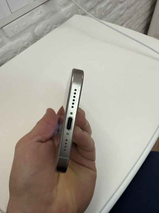 iPhone 15 Pro Max