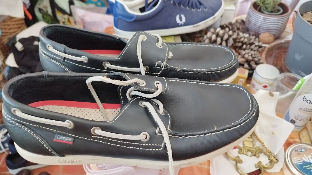 Tênis Fred Perry e sapatos vela Callaghan