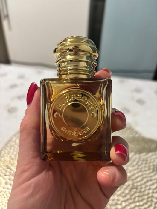 burberry goddess - купити товари для краси та здоров'я - Ціна на