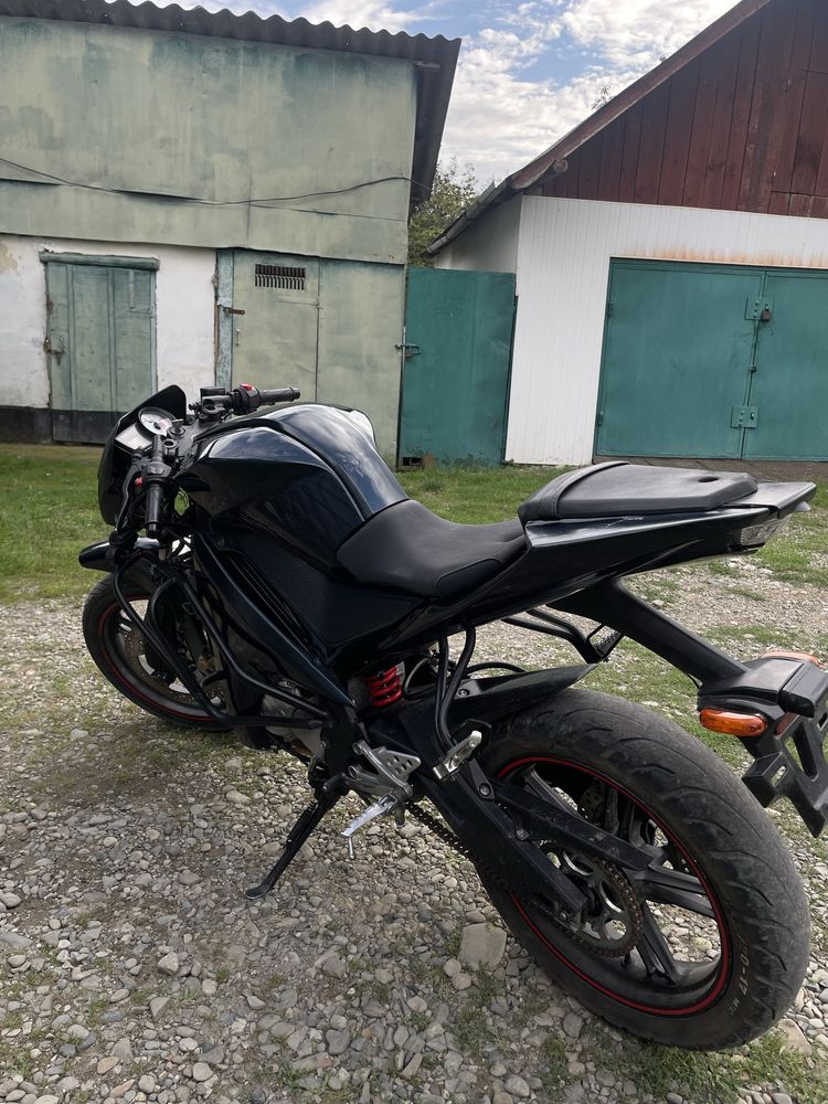 yamaha m1 movistar