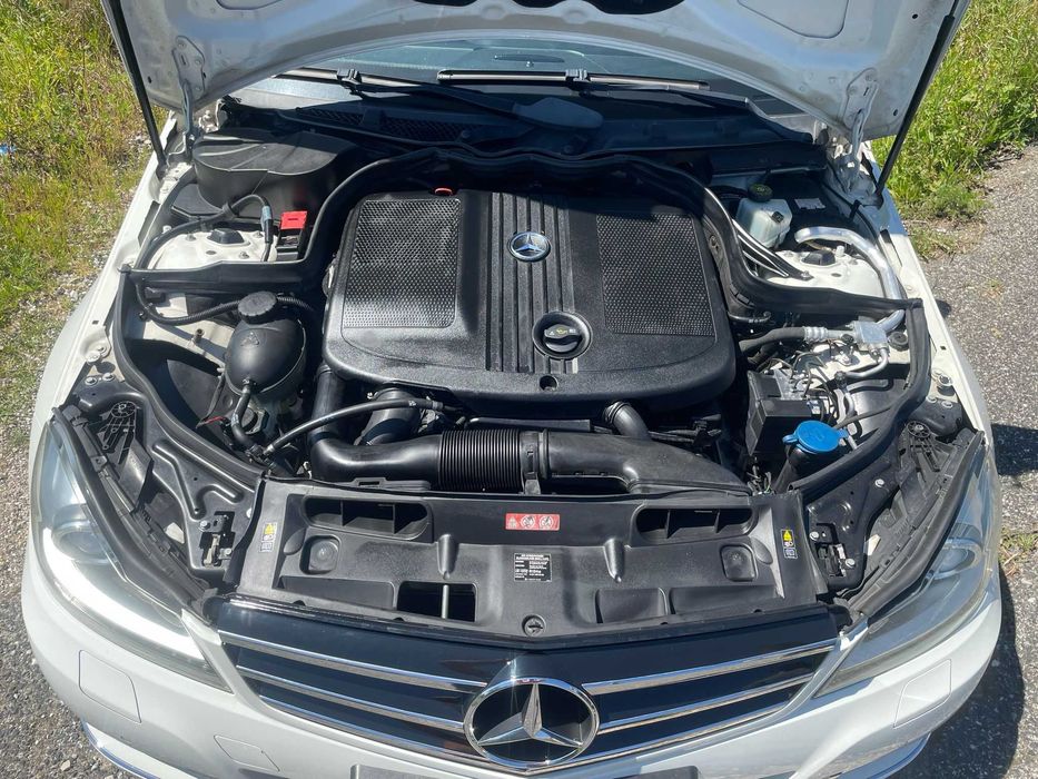 Mercedes-Benz C220 CDI 170CV S204