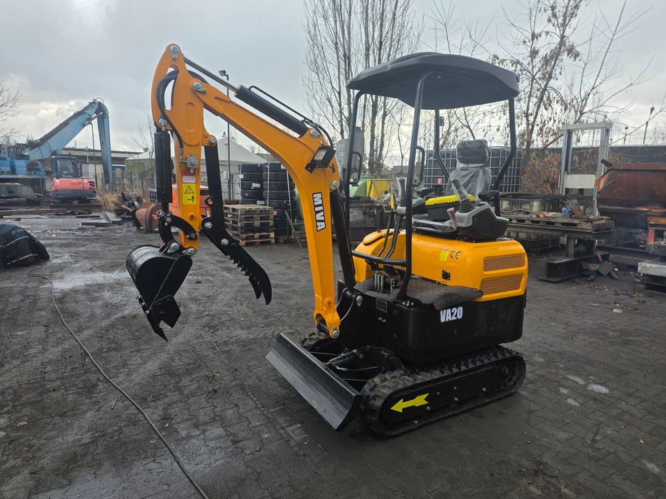 minikoparka miva va20 mini koparka kopareczka caterpillar kubota