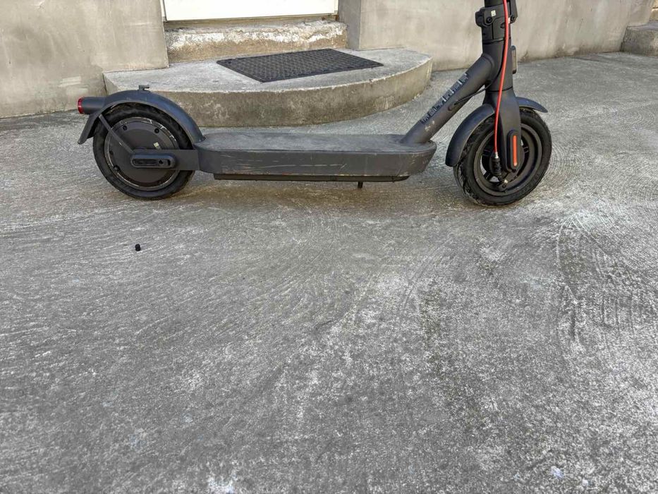 Електросамокат Xiaomi Mi Electric Scooter 4 Pro 2nd Gen