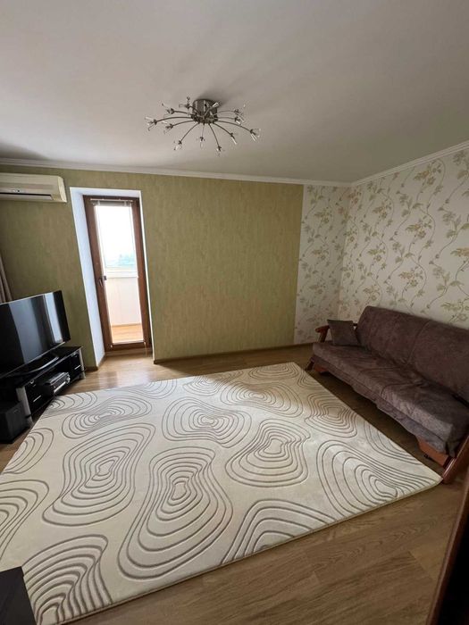 Продаж 2к квартири 50.6 кв. м на просп. Миру