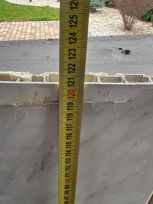 Parapet okienny zdemontowany