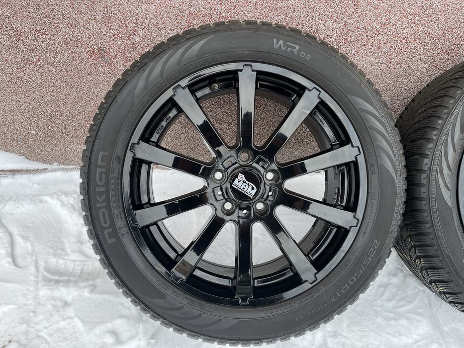 Диски з Новою Зимовою Резиною R17 5.112 Audi Volkswagen Skoda