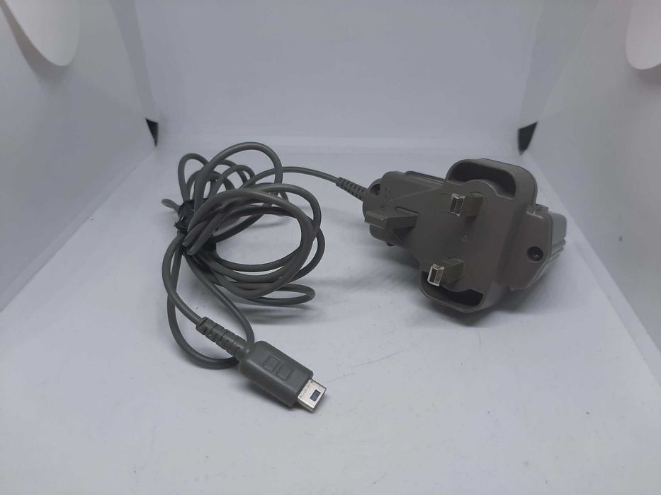 Zasilacz Nintendo DS Lite C/USG-A-AD-UKV Oryginał