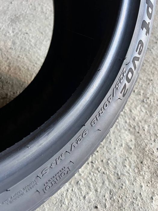 Шини 225/40 r18 92V Hankook Winter i*cept evo2 2018р (1207)