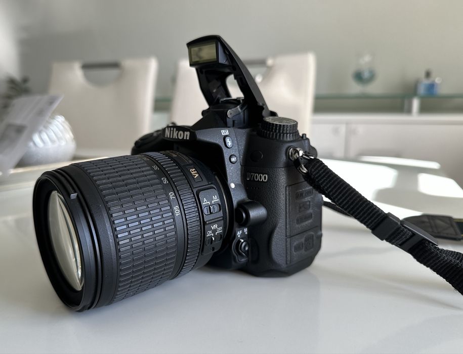Câmera Nikon D7000 DSLR + Lente 18-105mm VR + mochila dupla