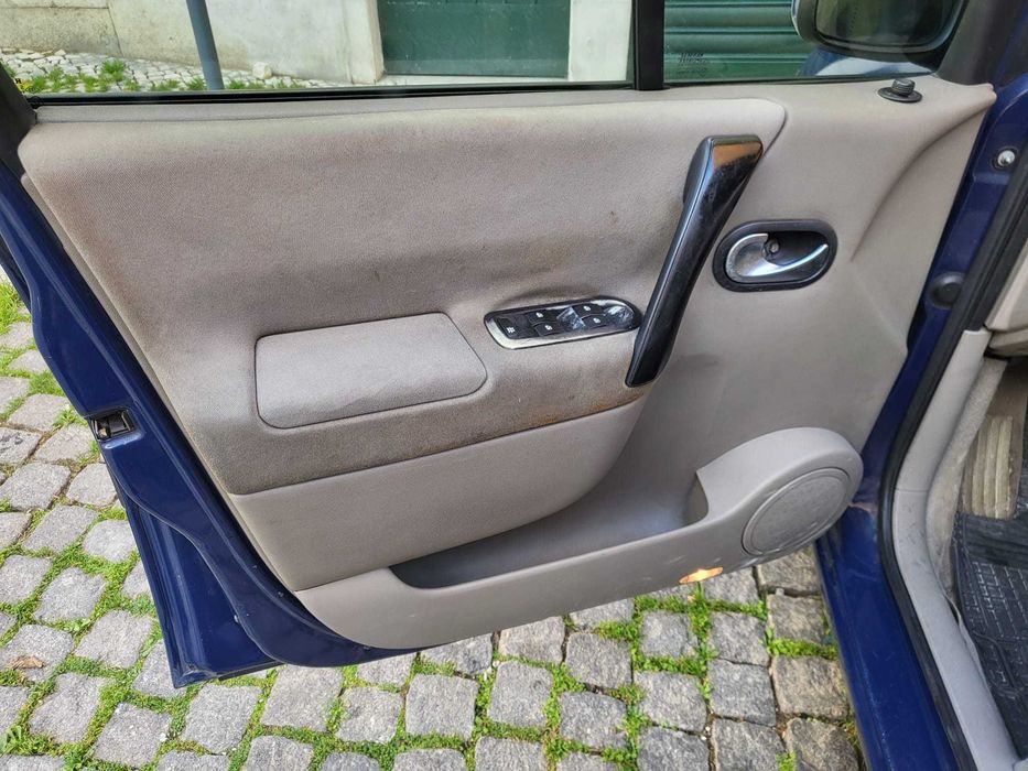 Renault Scénic 1.5 dCi (2004)