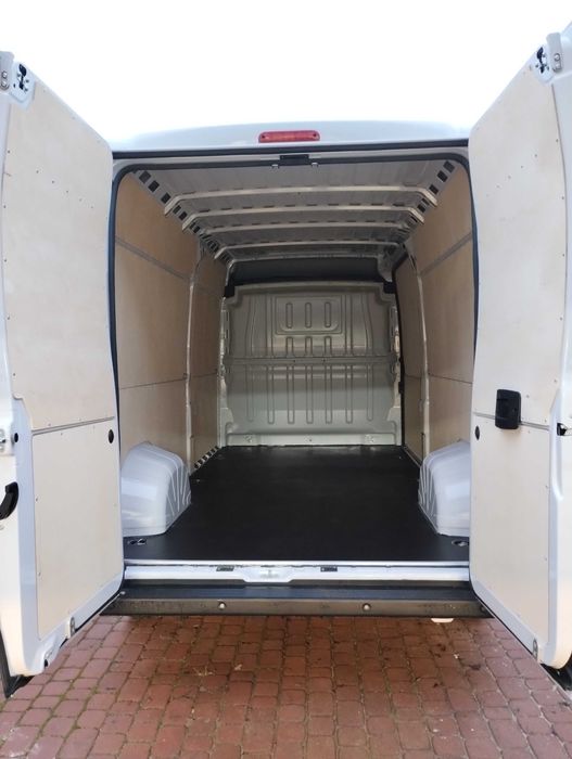 Zabudowa ścian w sam. RENAULT MASTER L3H2 sklejka nat. gr.5mm