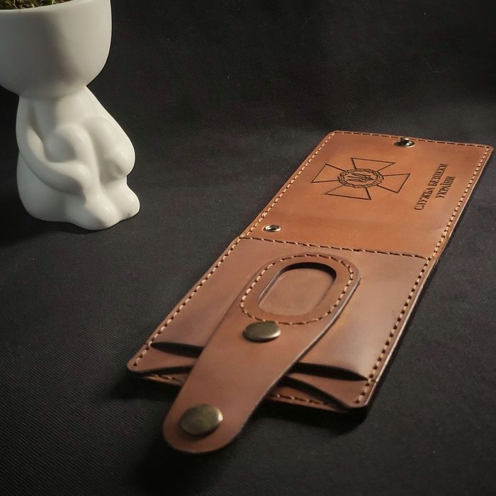 Шкіряні обкладинки для посвідчення, під жетон, кишенька. Гравіювання