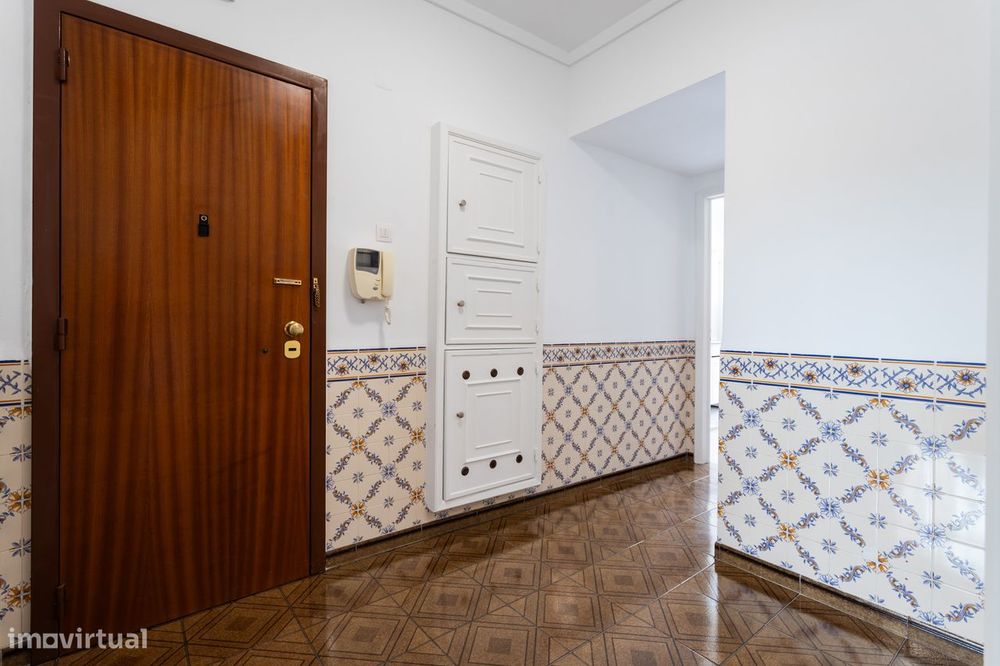 T2 para Arrendar em Zona Tranquila e Central, com Varandas e 76 m², Id