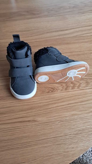 Buty jesienno-zimowe HM