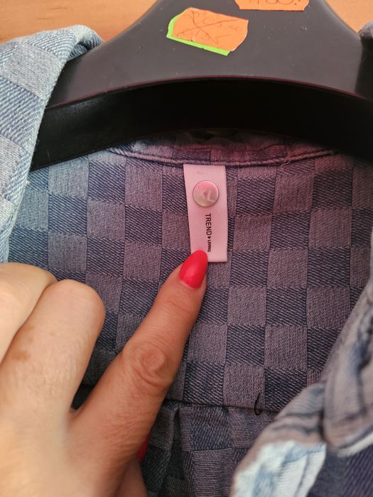 Koszula levis miekki materiał
