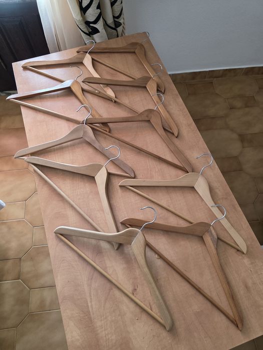 Pack 10 Cabides Madeira