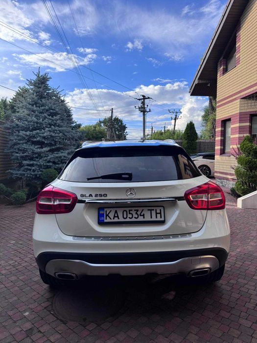 Продам авто Mercedes GLA250 2018 модельний рік