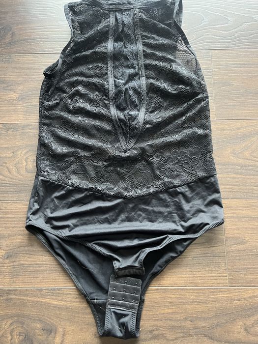 Nowe Body damskie koronkowe rozmiar S Esmara