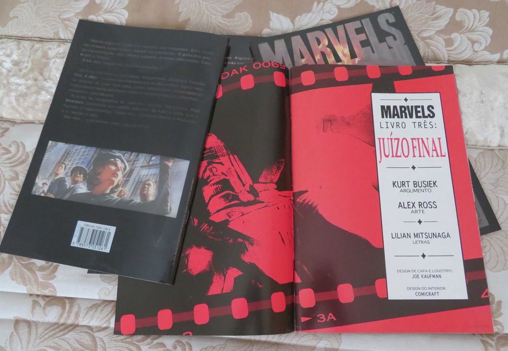 Mini-Série MARVELS (capa plástica) Edição RARA