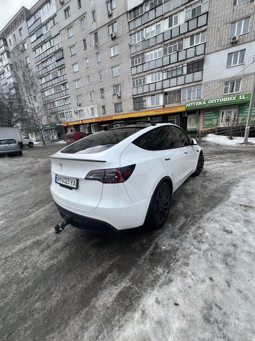 Tesla model Y Performance 2022