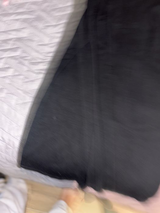 Saia preta feita a mao tamanho unico (é de elastico)