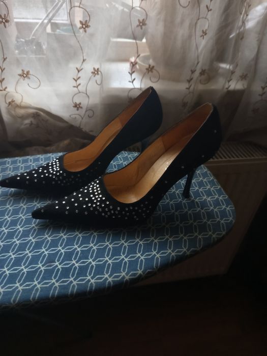 Шикарні шпильки со стразами,від Barokco 37 розмір