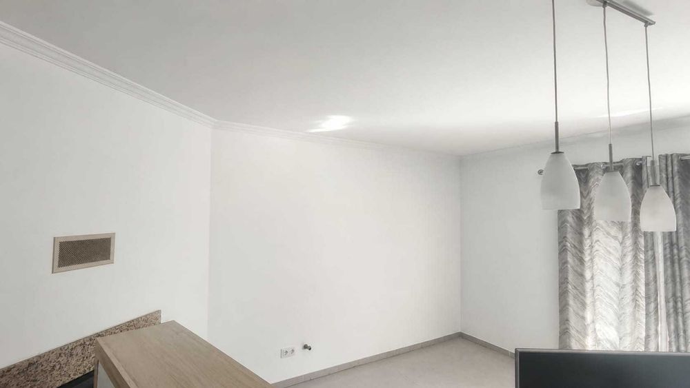 Remodelaçoes e Acabamentos/Limpeza de terrenos/jardinagem