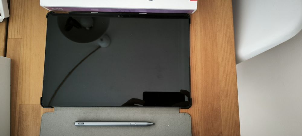 Vendo Tablet Lenovo modelo P12 c/caneta, fatura e garantia ate 07/2027