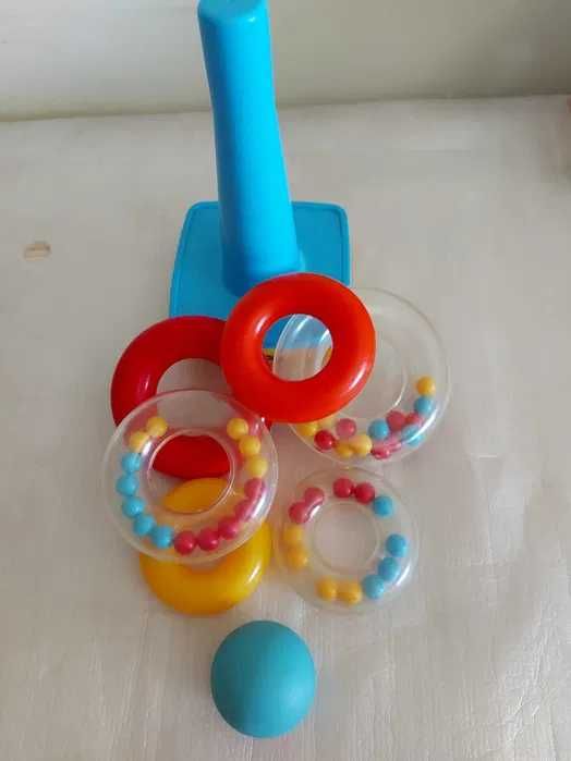 Brinquedos de Criança da CHICCO, a partir de 12 euros.