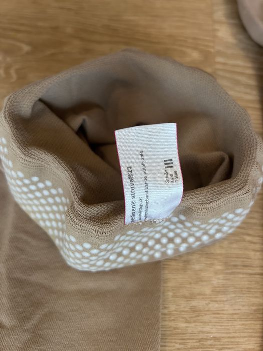 Meias de  compressão, homem e senhora