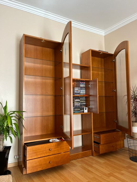 Móvel de sala em cerejeira ( impecável)