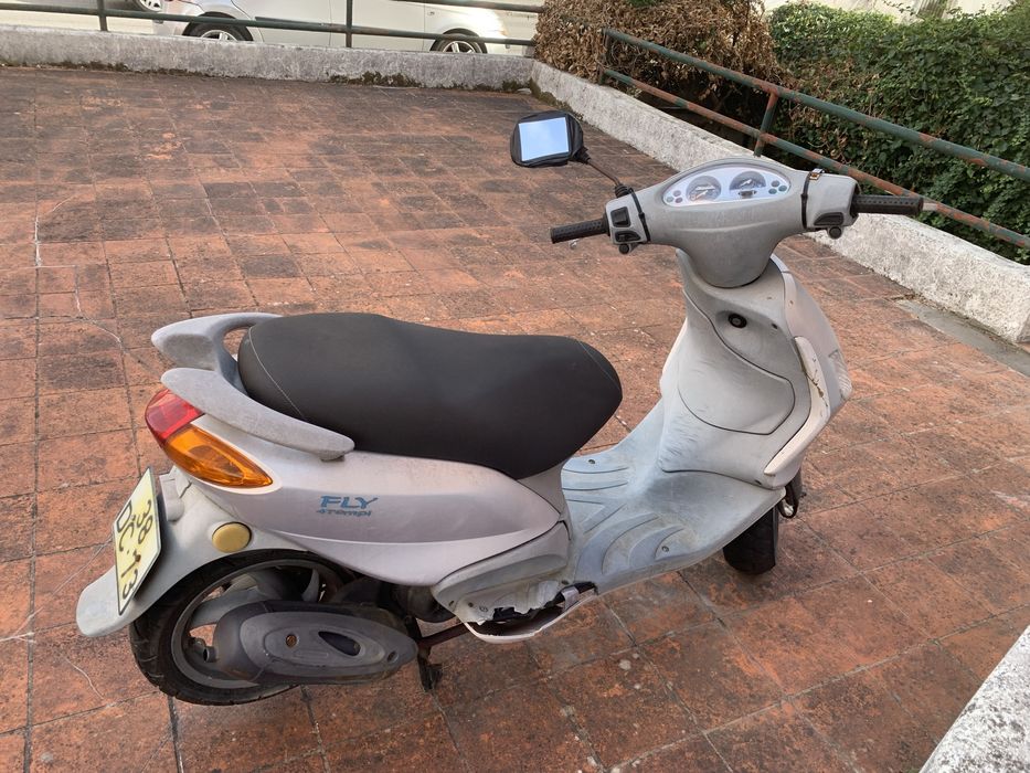 Scooter Piaggio fly 50 4t