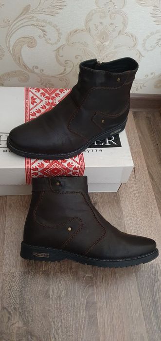 Чоботи, ботинки шкіряні чоловічі