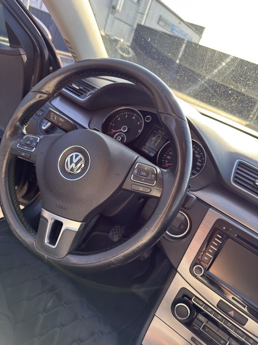 Volkwagen Passat B7.  1,4 бензин