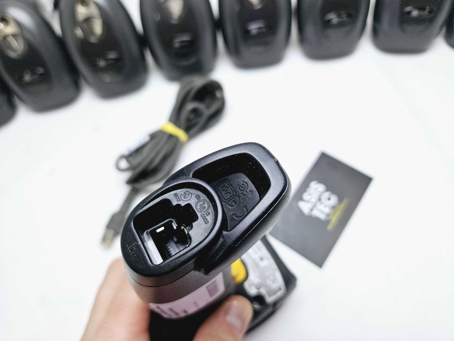 Zebra DS4208 штрихкод сканер ручний USB 1D/2D/QR, зчитує з екранів