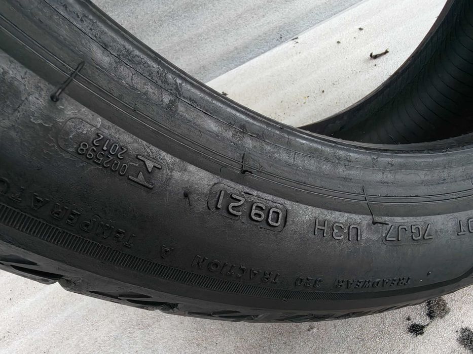 Opony Letnie 225/45/18 Bridgestone 2szt  MB