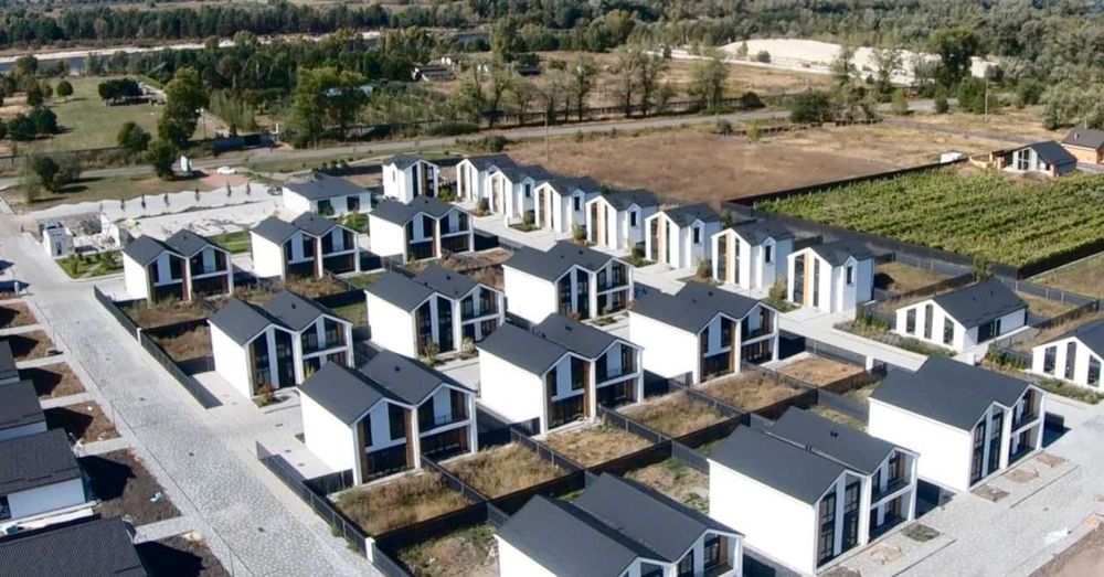 Комерційне приміщення 32 кв.м в котеджному містечку. Пухівка, Рожни