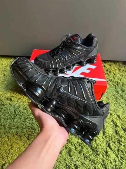 Buty sportowe Nike Shox Air, rozmiar 41, nowe.