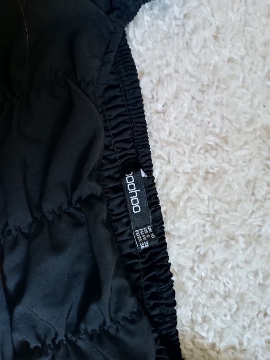 Чорний укорочений топ