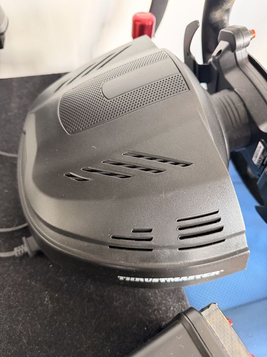 Simulador Thrustmaster T300 RS
