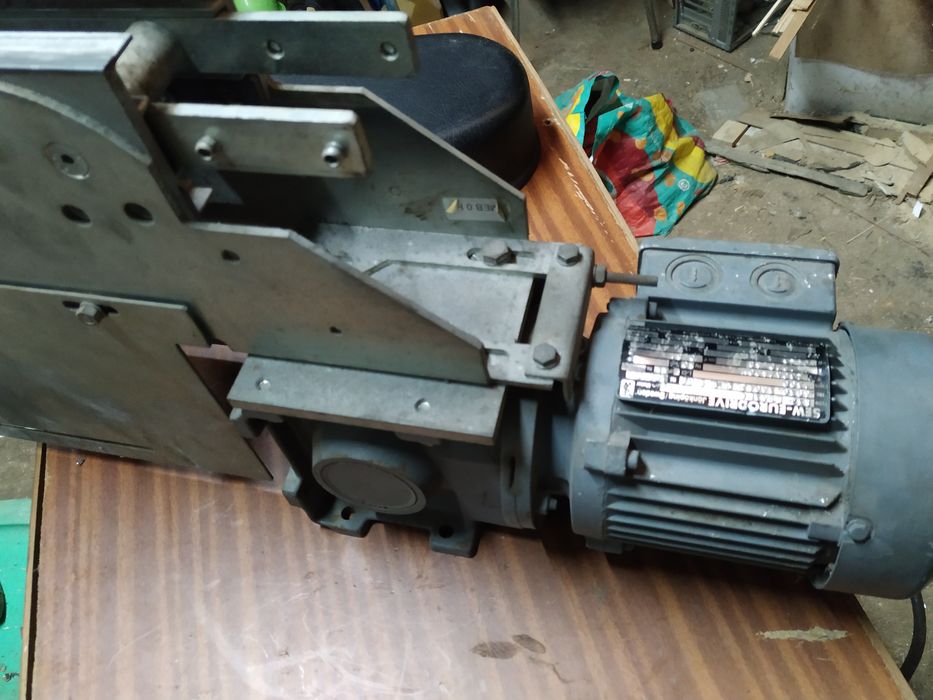 Motoredutor trifasico