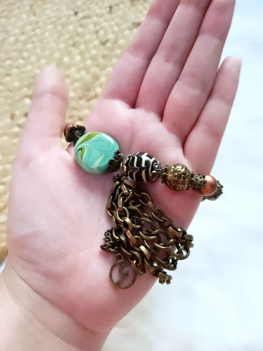 Pulseira Bronze com Peças Coloridas