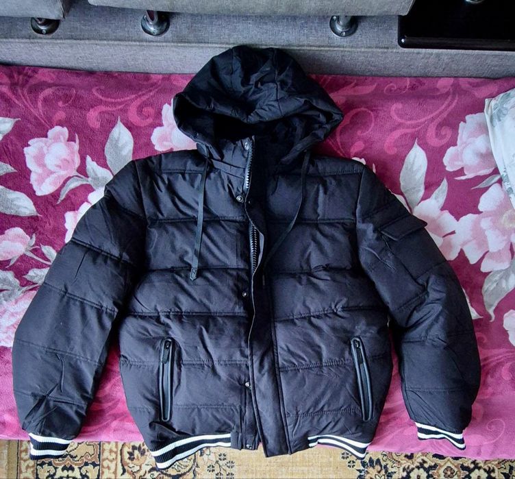 Продам нову чоловічу куртку, з біркою