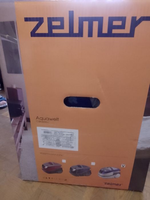 Моющий пылесос Zelmer.