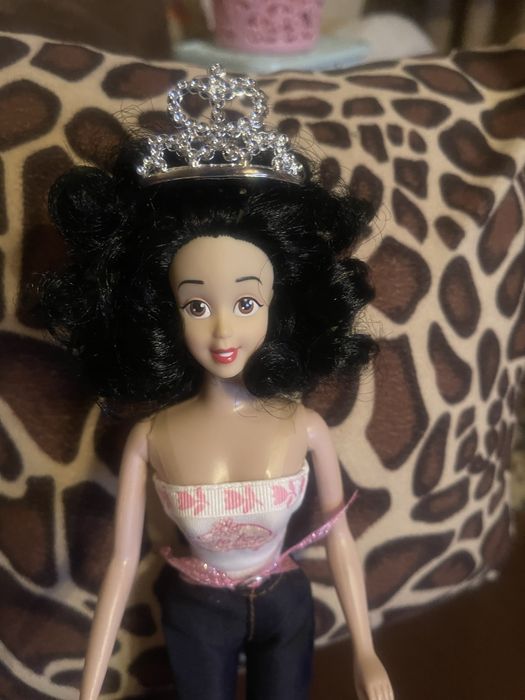 Барбі-лялька