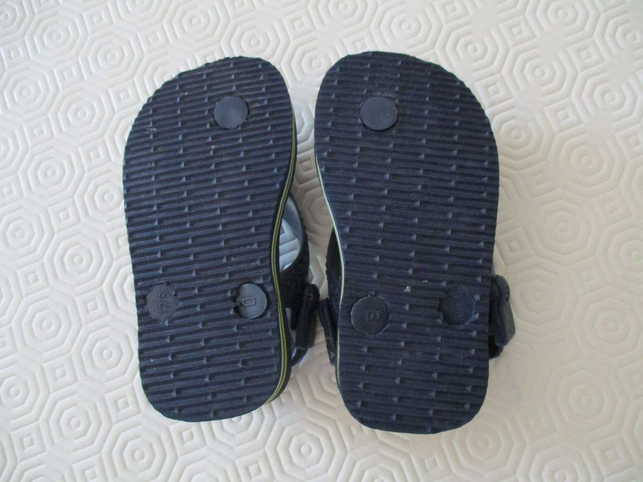 Chinelos dedo bebe havaianas