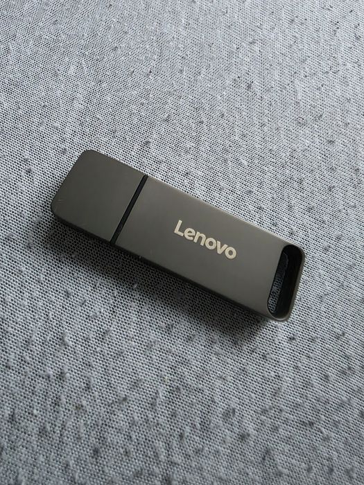 Pendrive Lenovo 8 TB