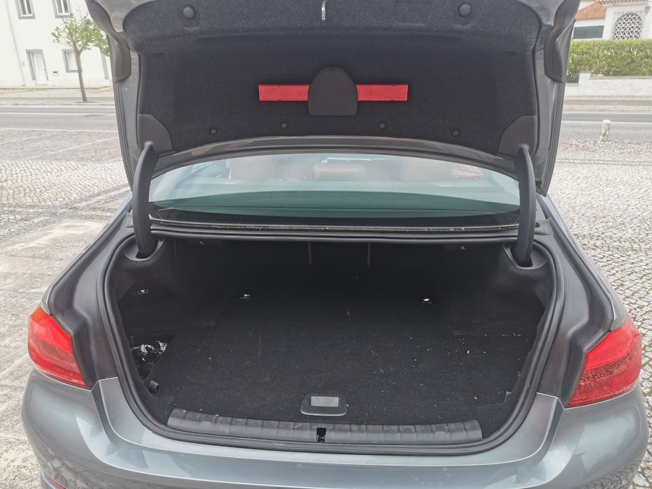 Bmw 530e plug-in hybrido