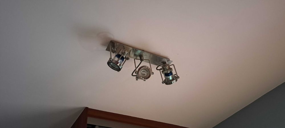 Lampa HALOGEN sufitowy lub ścienny kierunkowy