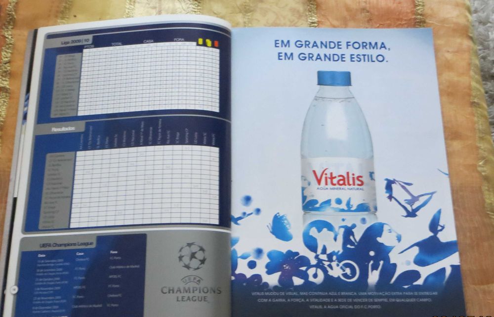 Revista Dragões Nº 286 - FCP Festejo - Dragão ergueu mais 1 Taça 2009